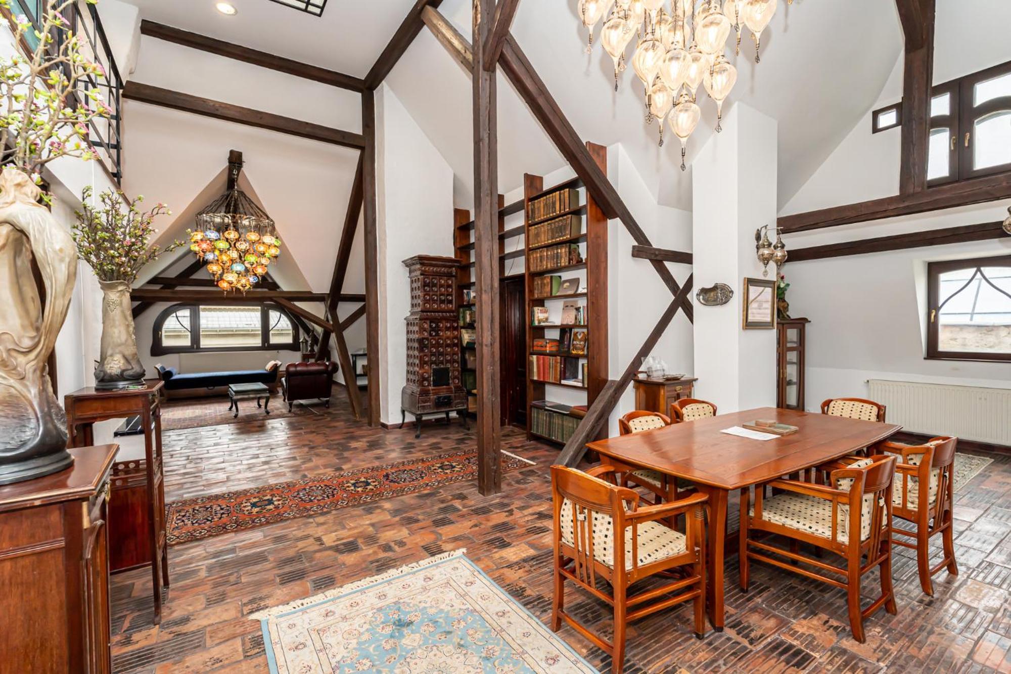 The Grand Penthouse With Stunning View To Heroes Square Appartement Budapest